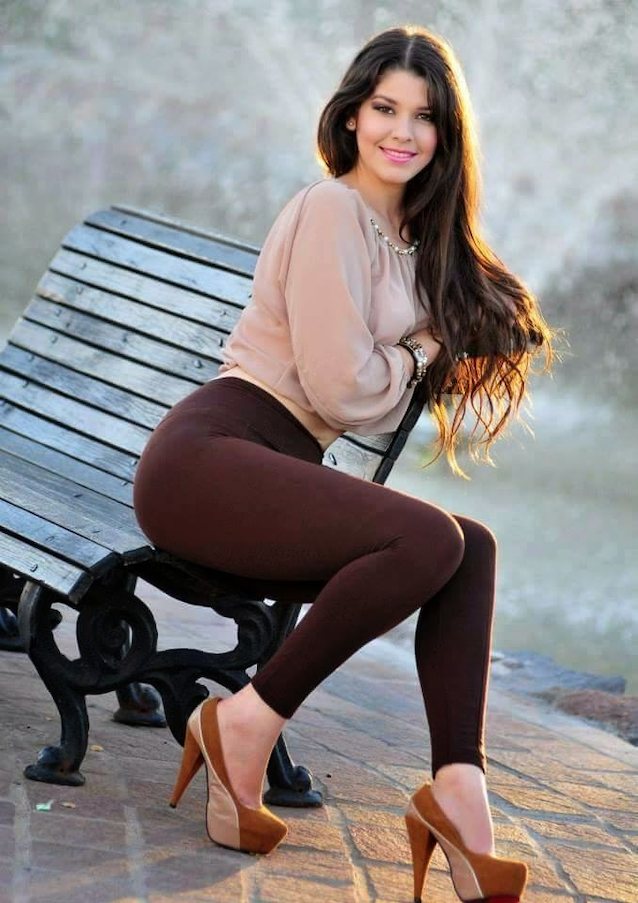 What's the name of this porn star?