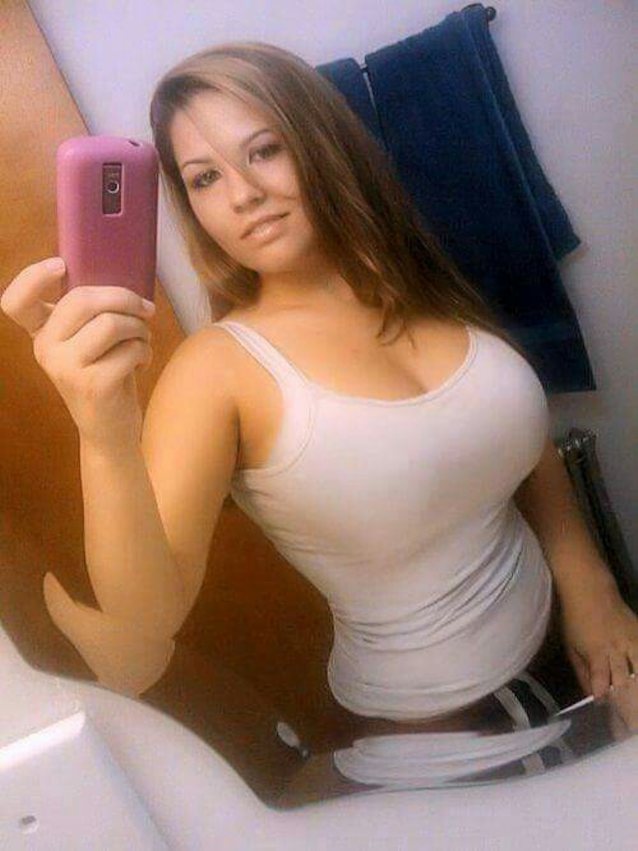 What's the name of this porn star?