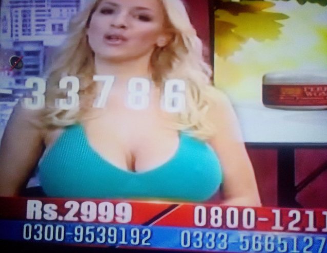 What's the name of this porn star?