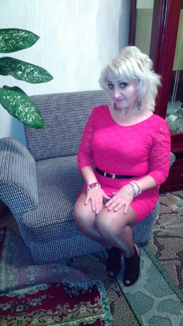 What's the name of this porn star?