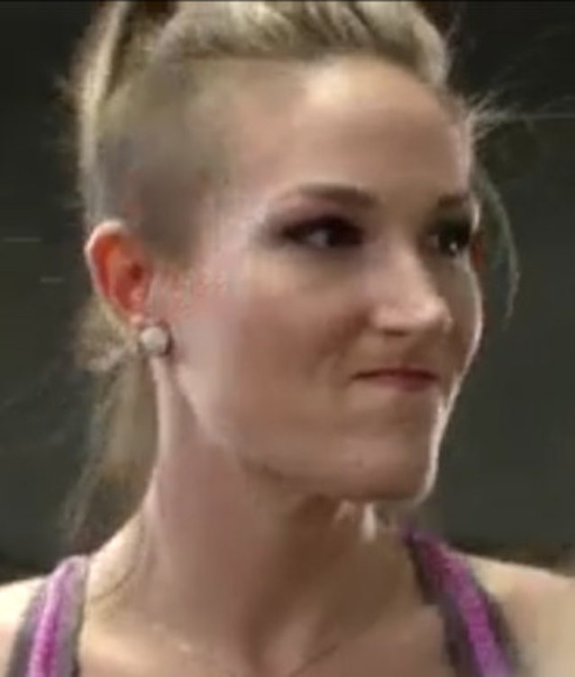What's the name of this porn star?
