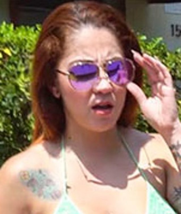 What's the name of this porn star?