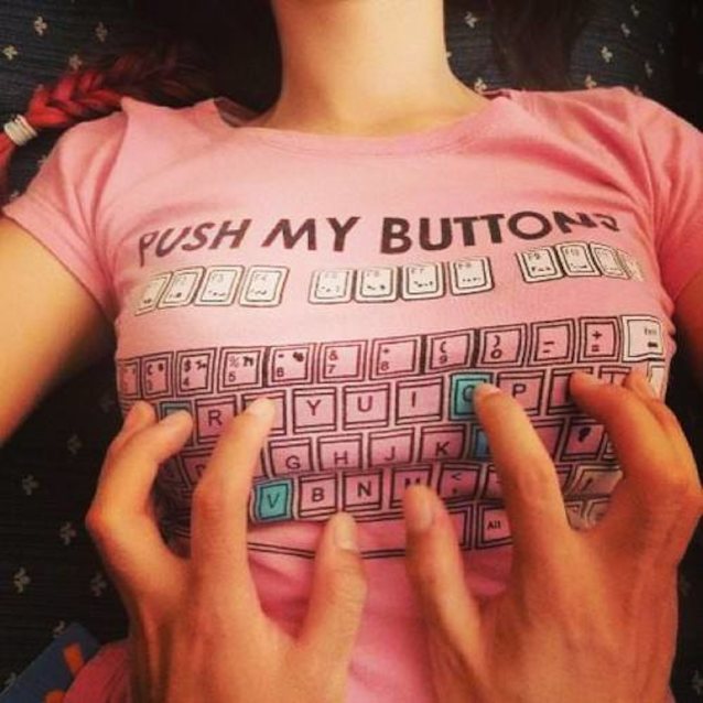 Middle girls in description