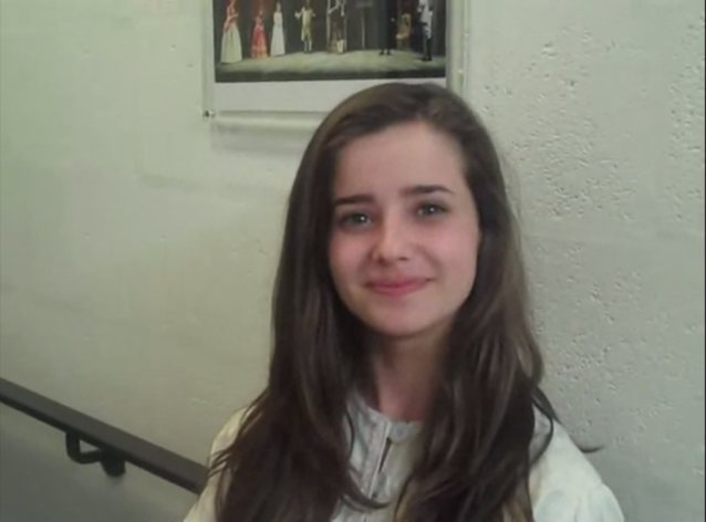 What's the name of this porn star?