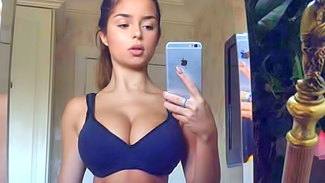 What's the name of this porn star?