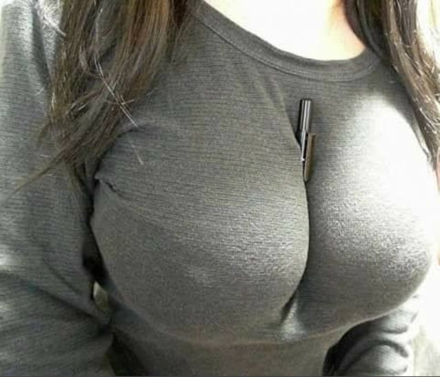 What's the name of this porn star?