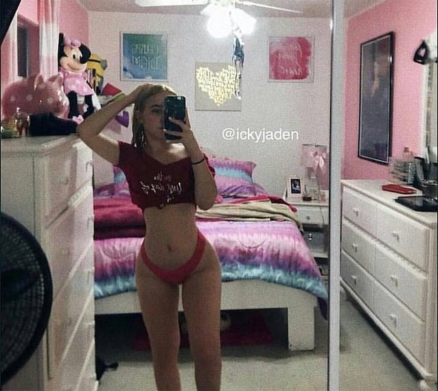 What's the name of this porn star?