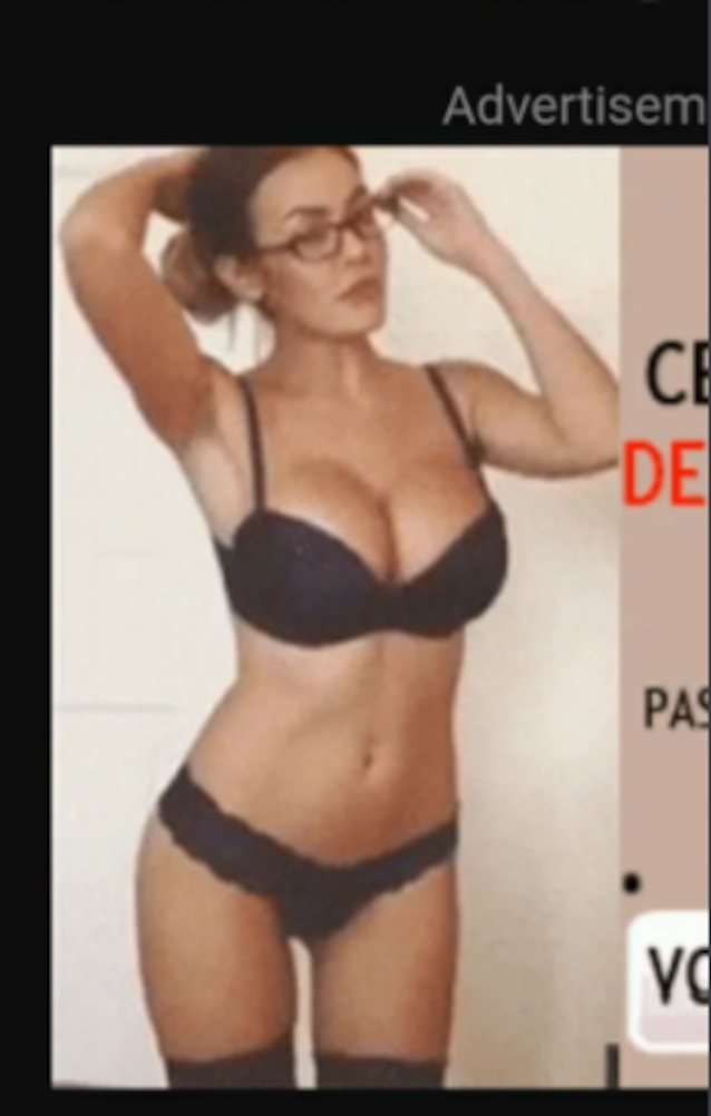 What's the name of this porn star?