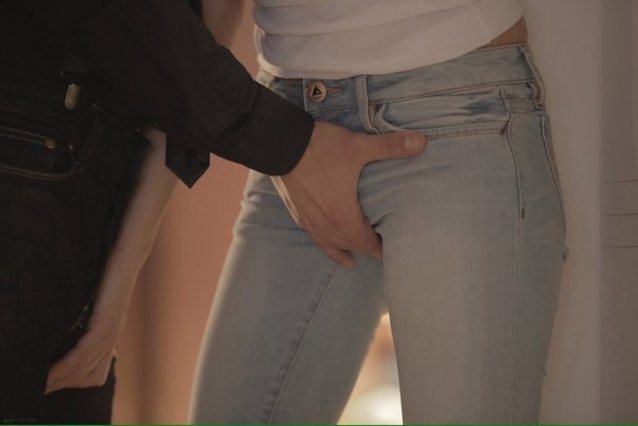What's the name of this porn star?