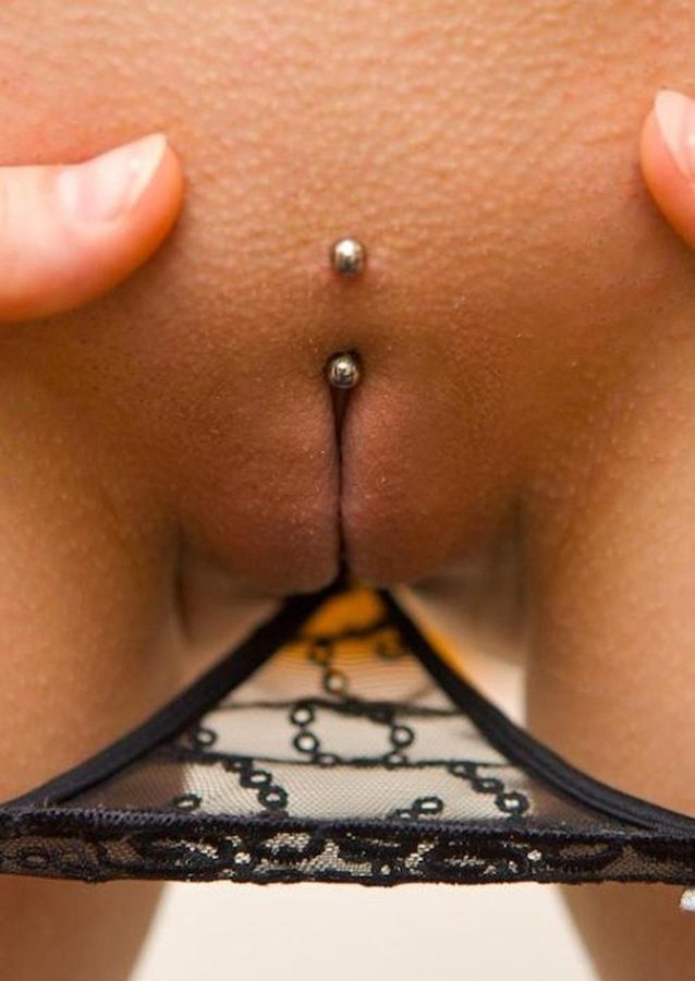 What's the name of this porn star?