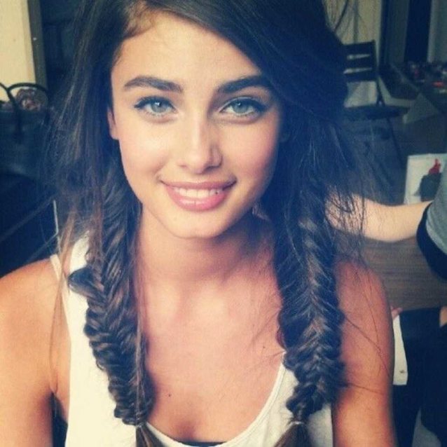 What's the name of this porn star?