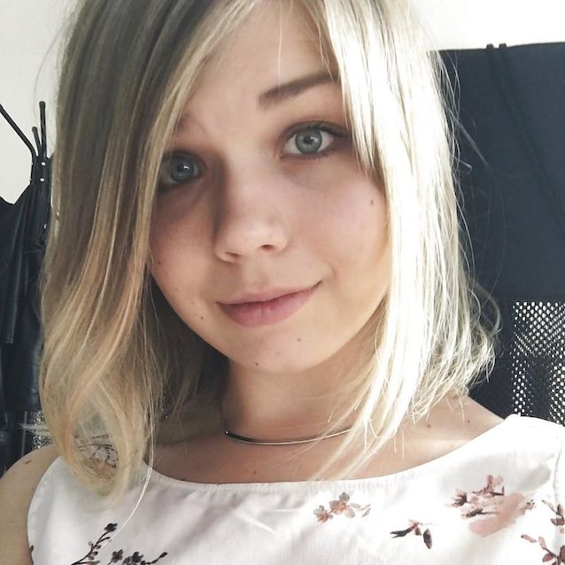 What's the name of this porn star?