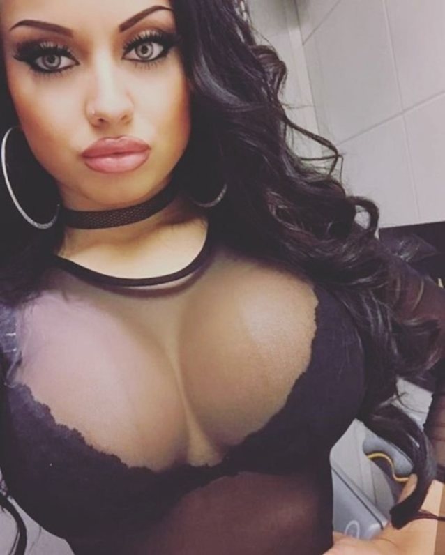 What's the name of this porn star?