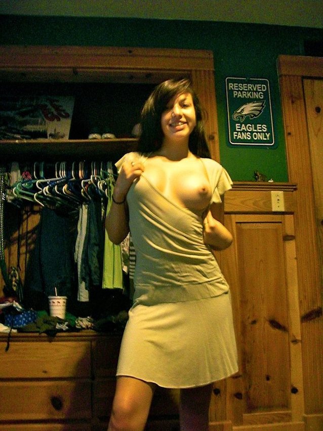 What's the name of this porn star?