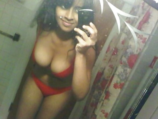 What's the name of this porn star?