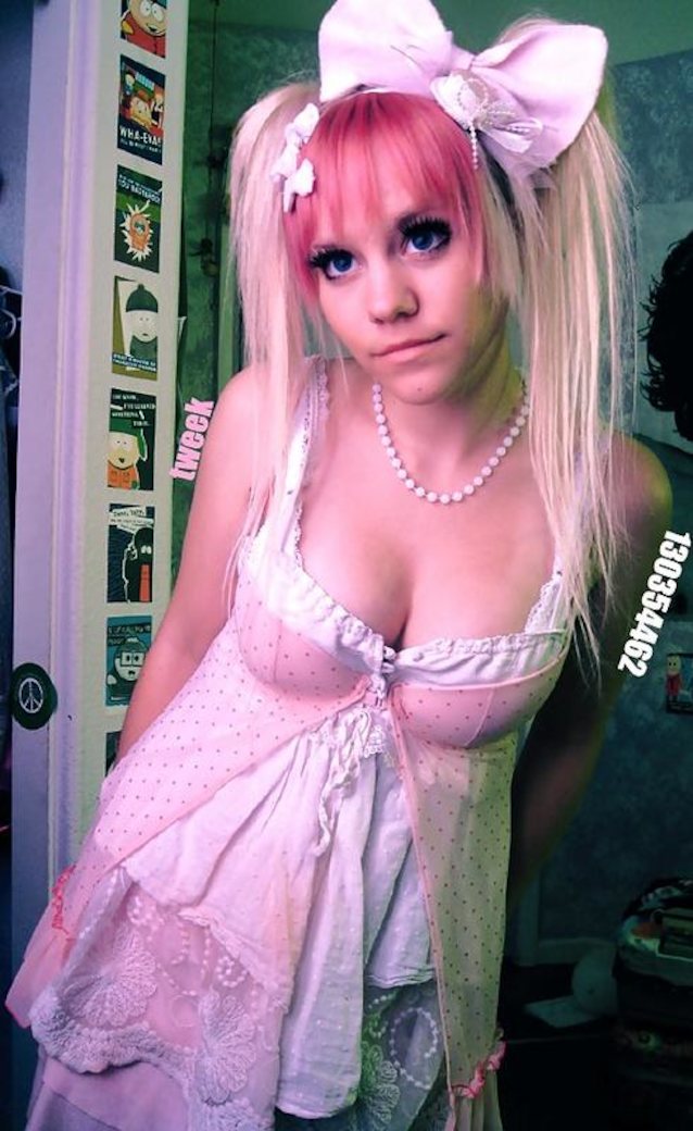 What's the name of this porn star? #746306 › NameThatPorn.com
