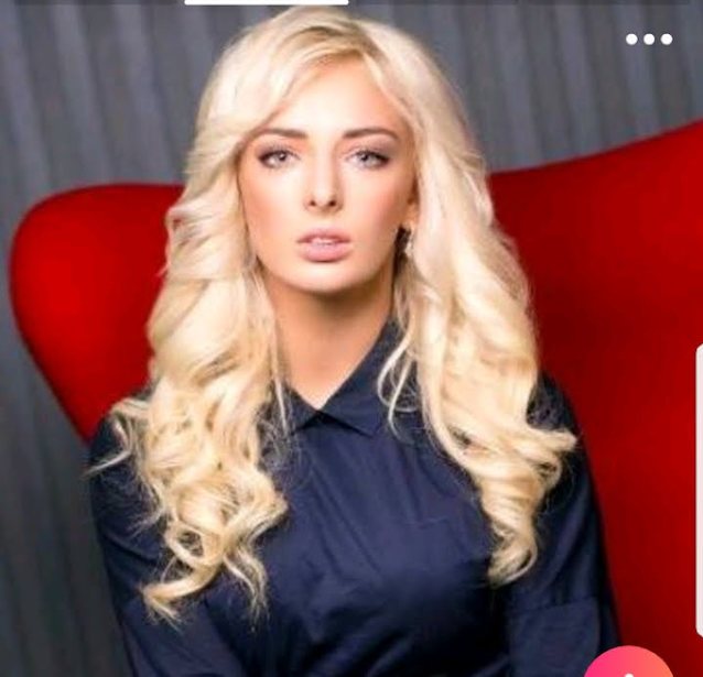 What's the name of this porn star?