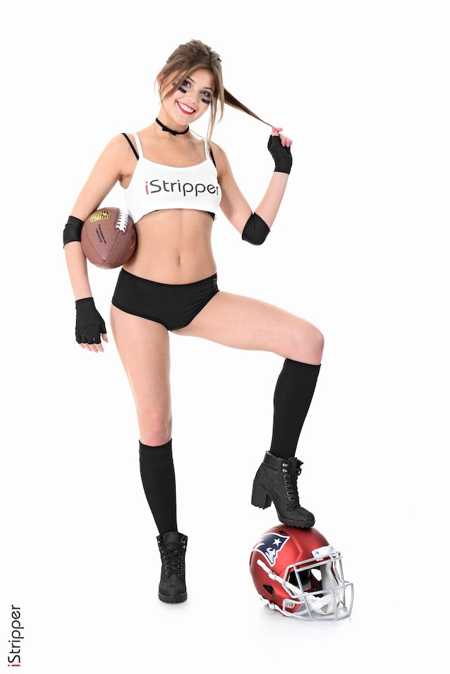 What's the name of this porn star?