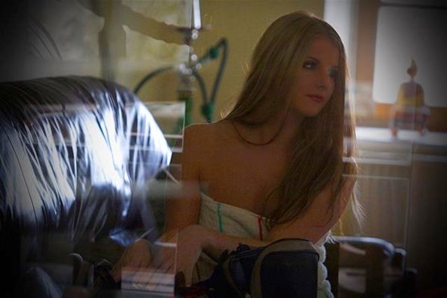 What's the name of this porn star?