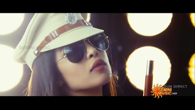 Pornstar with perfect duck lips like that