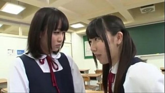 ayaka tomoda and nozomi hazuki in answer #1350201
