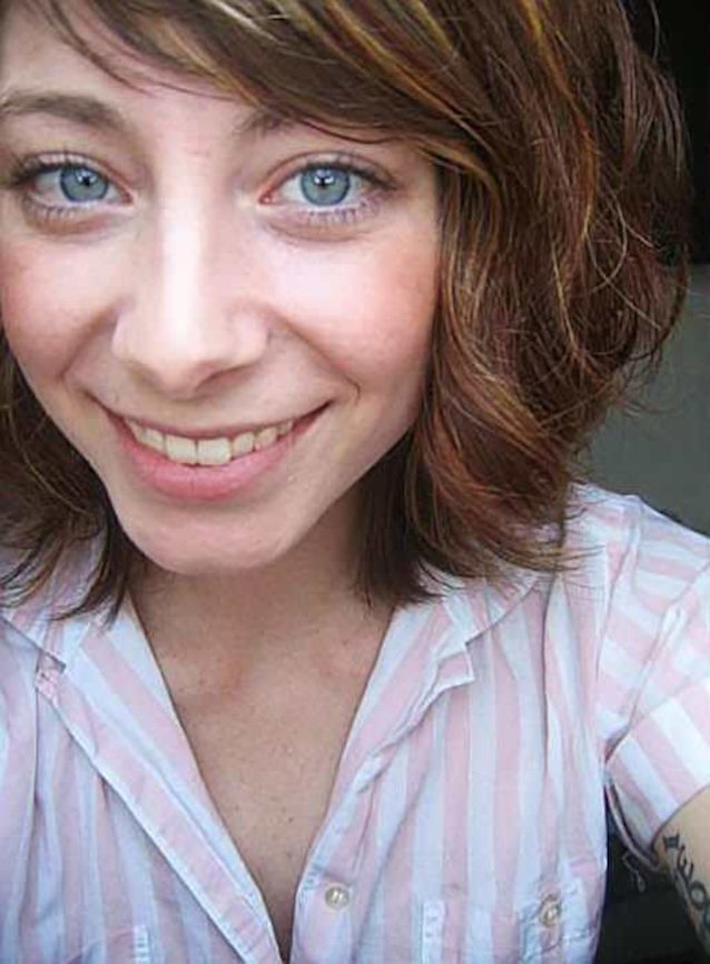 What's the name of this porn star?