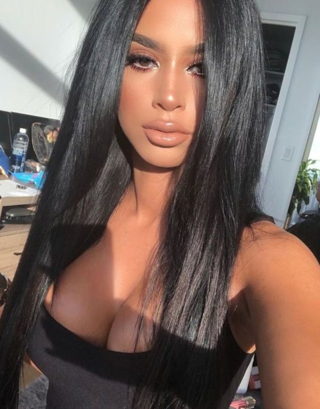 What's the name of this porn star?