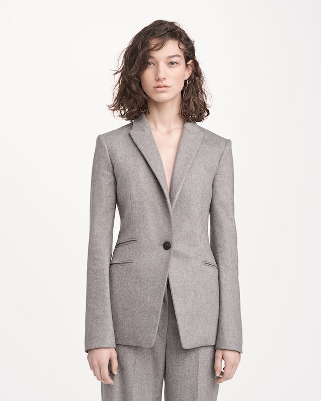 Model's name?