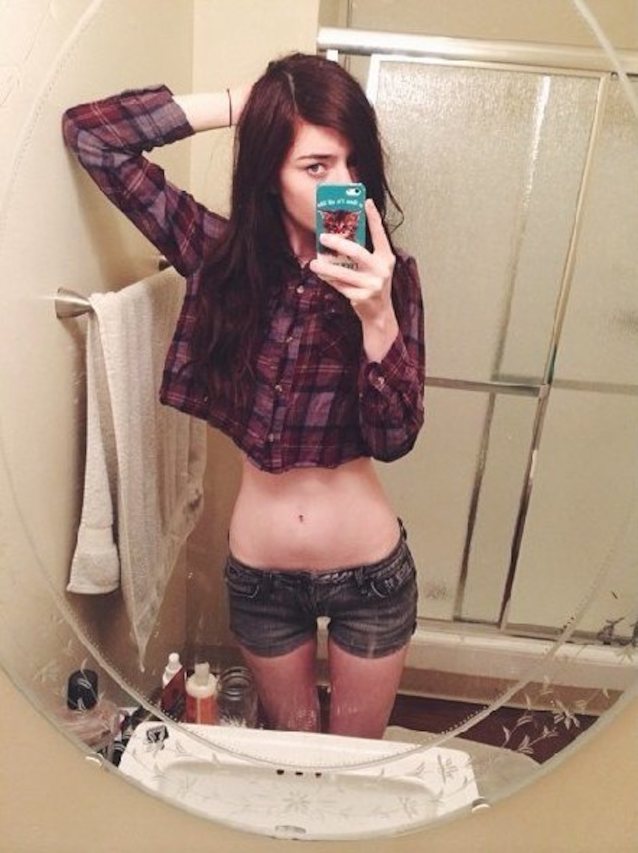 What's the name of this porn star?