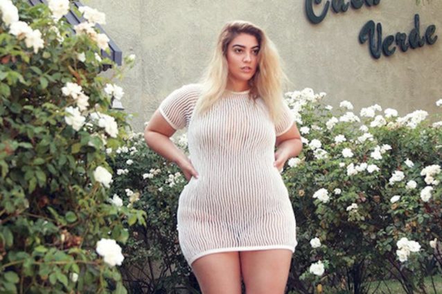 What's the name of this porn star?
