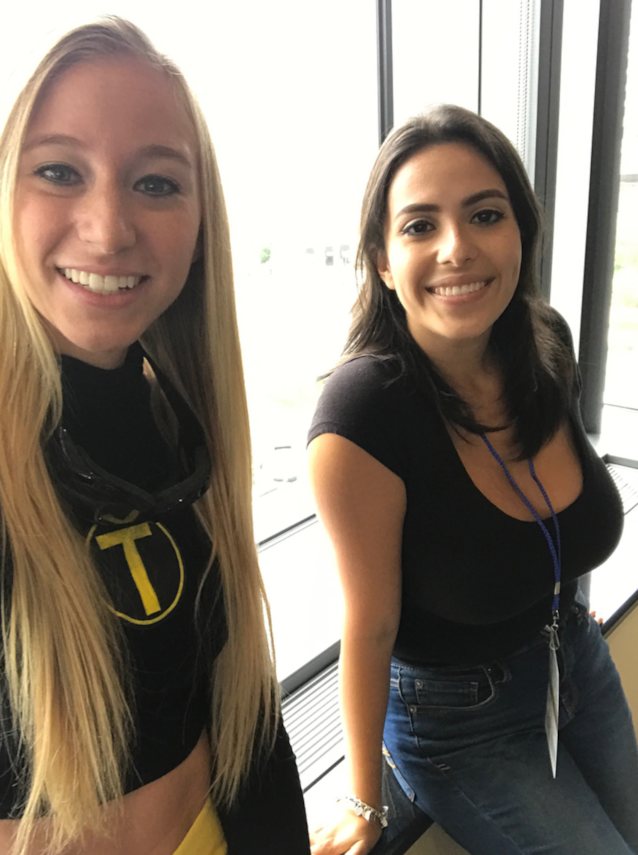 What's the name of this porn star?