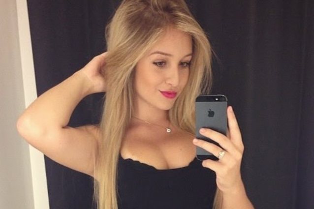What's the name of this porn star?