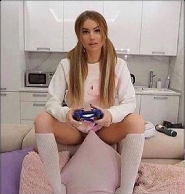 What's the name of this porn star?