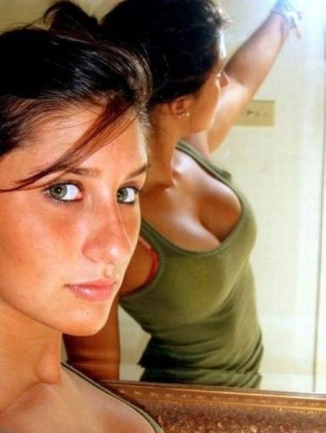What's the name of this porn star?