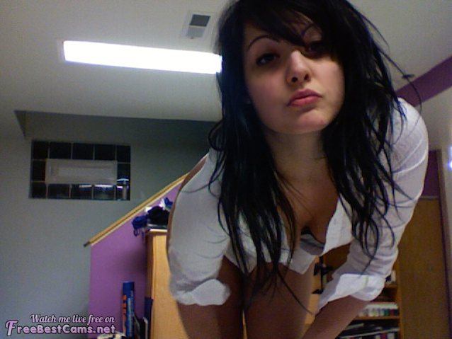 What's the name of this porn star?