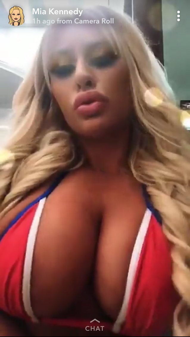 What's the name of this porn star?