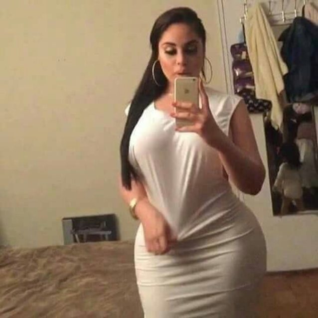 What's the name of this porn star?