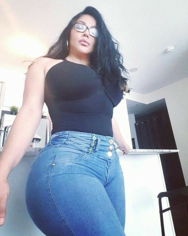 What's the name of this porn star?