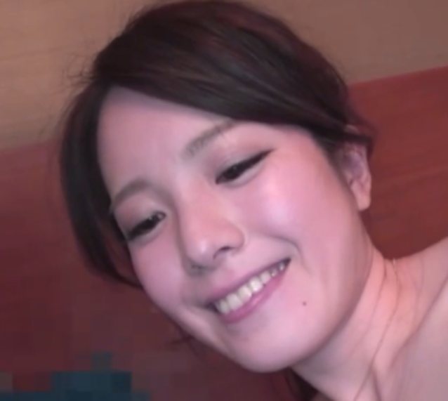 What's the name of this porn star?