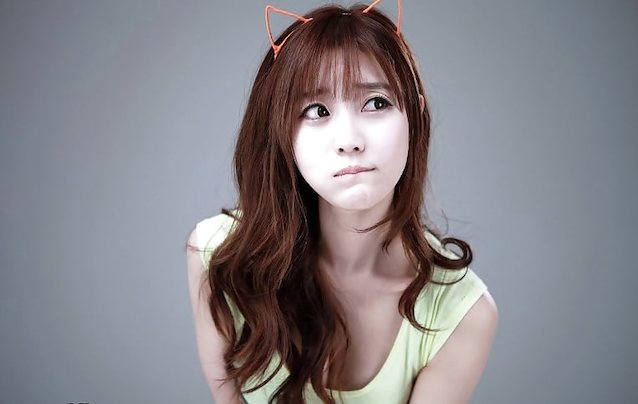 asian graybackground