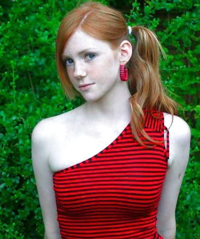 hair, ginger, shoulder, small breasts, teen