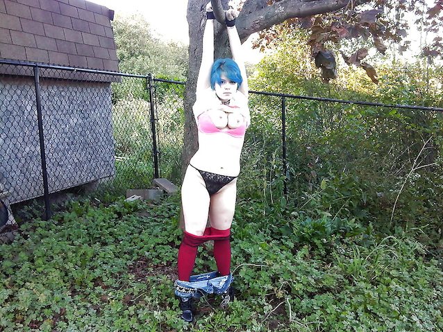 bluehair, tied, outdoors, titsout