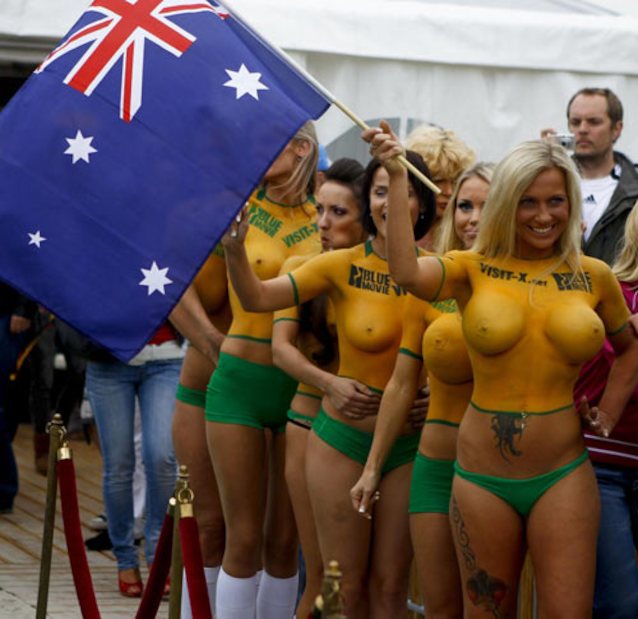 australia, bodypaint, soccer team