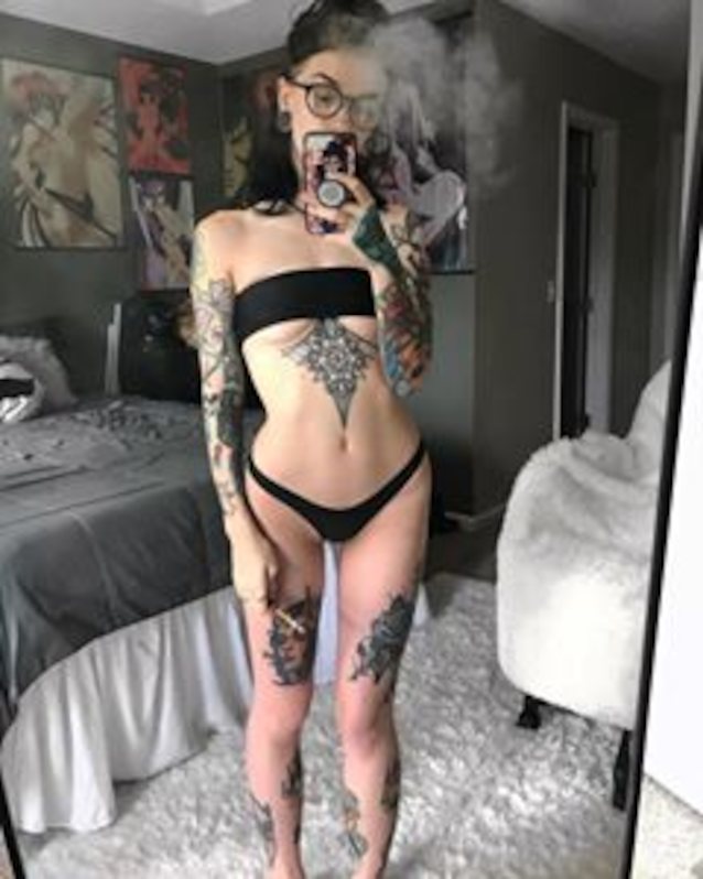 suicidegirl, teen, camgirl