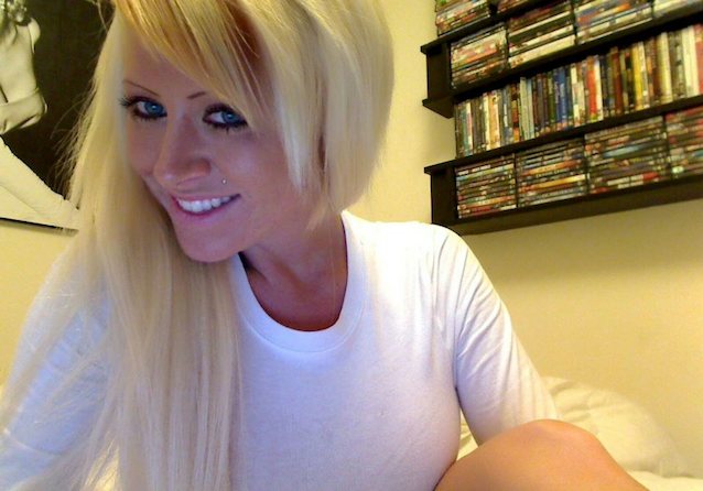 blonde milf babe