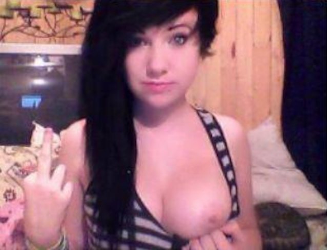 flash black hair middle finger