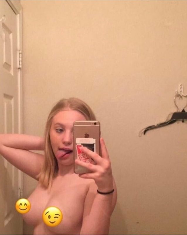 blonde, bigboobs, selfie