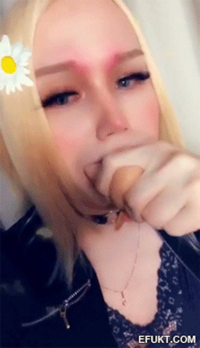 Blondelashes19 Porn