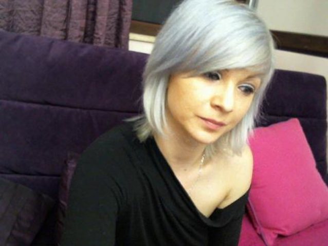 petite, cam girl, lexye, searching, helpplz