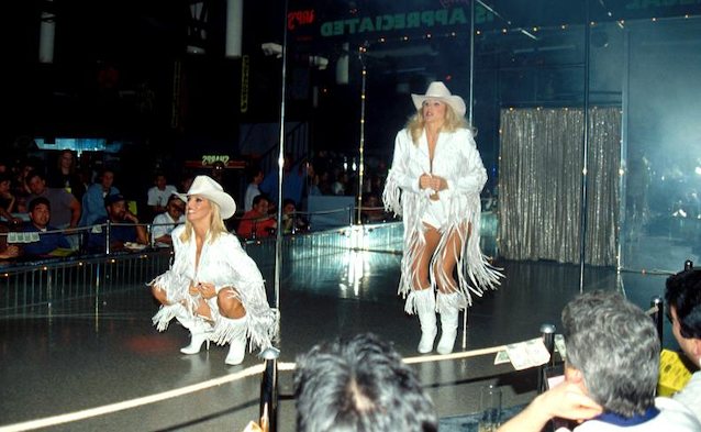 cowgirl blond lesbians